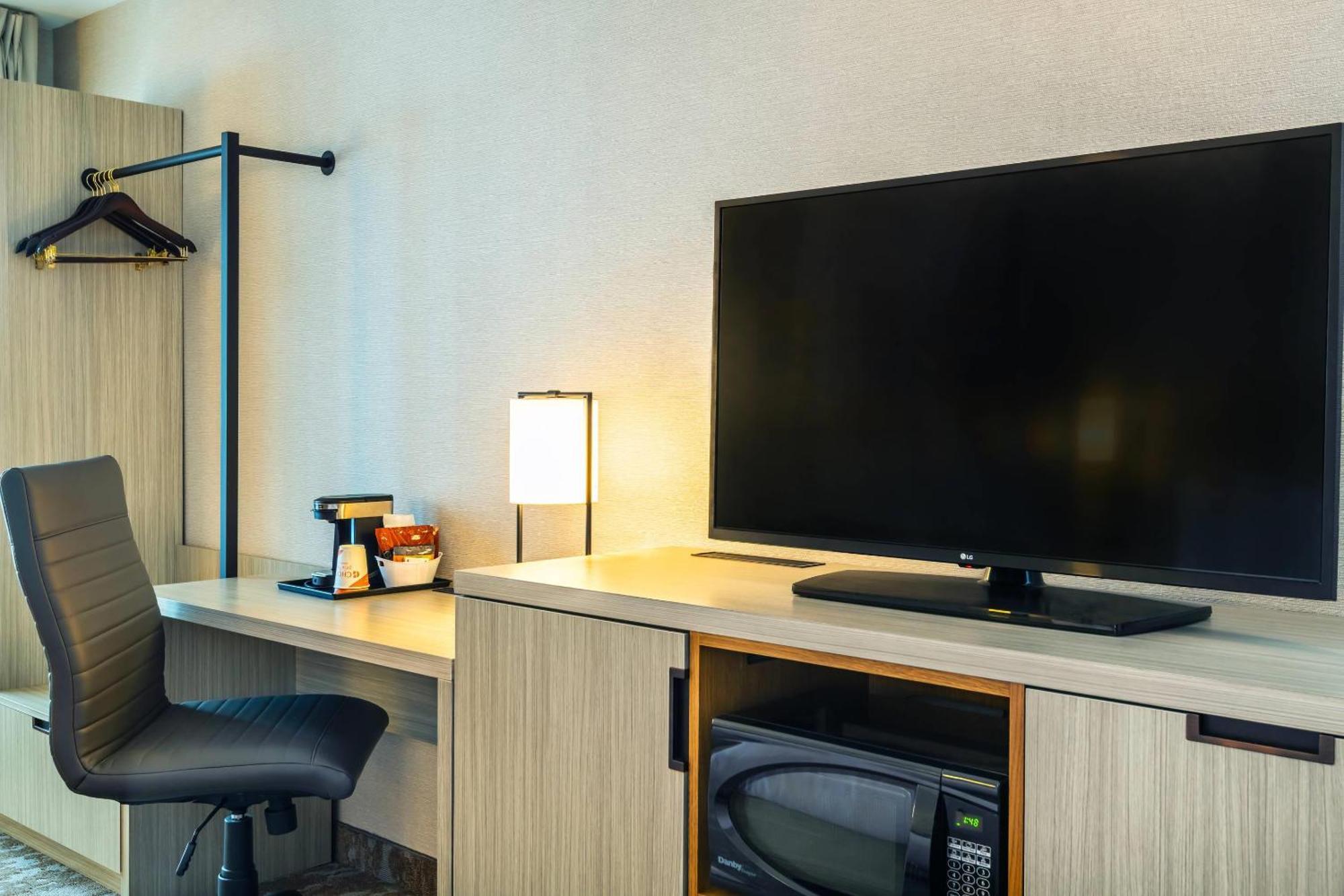 Comfort Inn Гатино Екстериор снимка