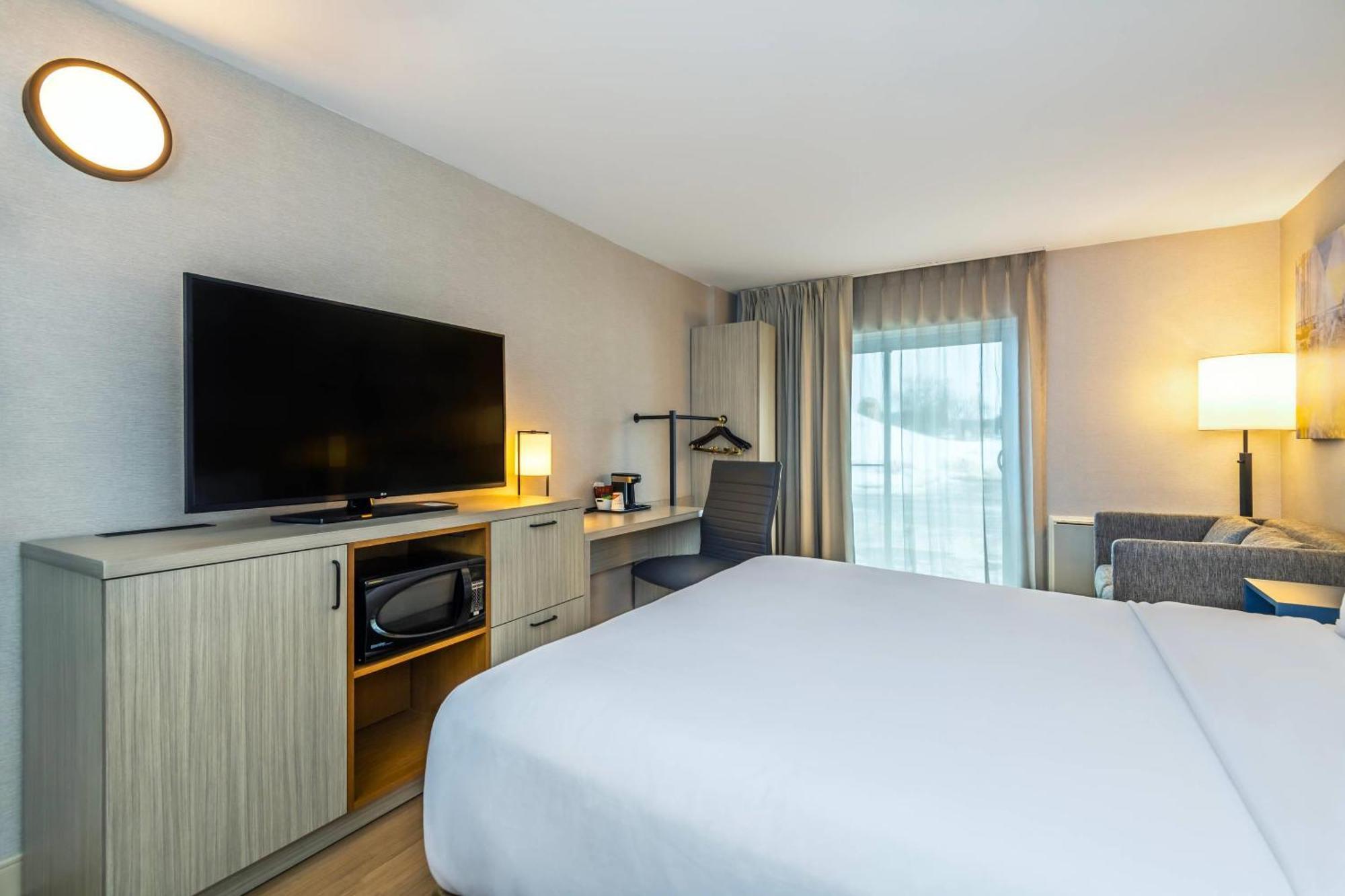 Comfort Inn Гатино Екстериор снимка